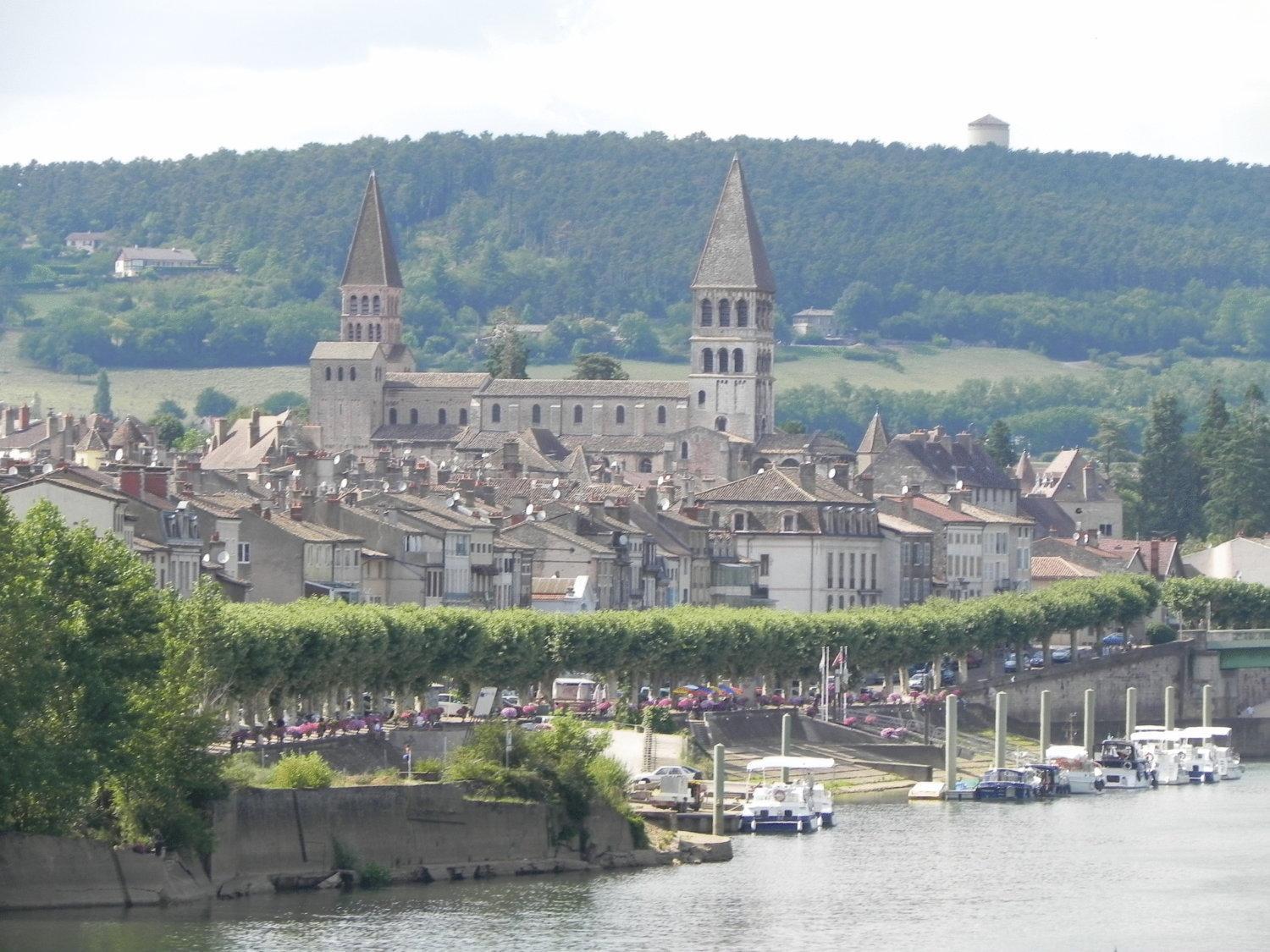 Hotel Saint Philibert Tournus Exterior photo